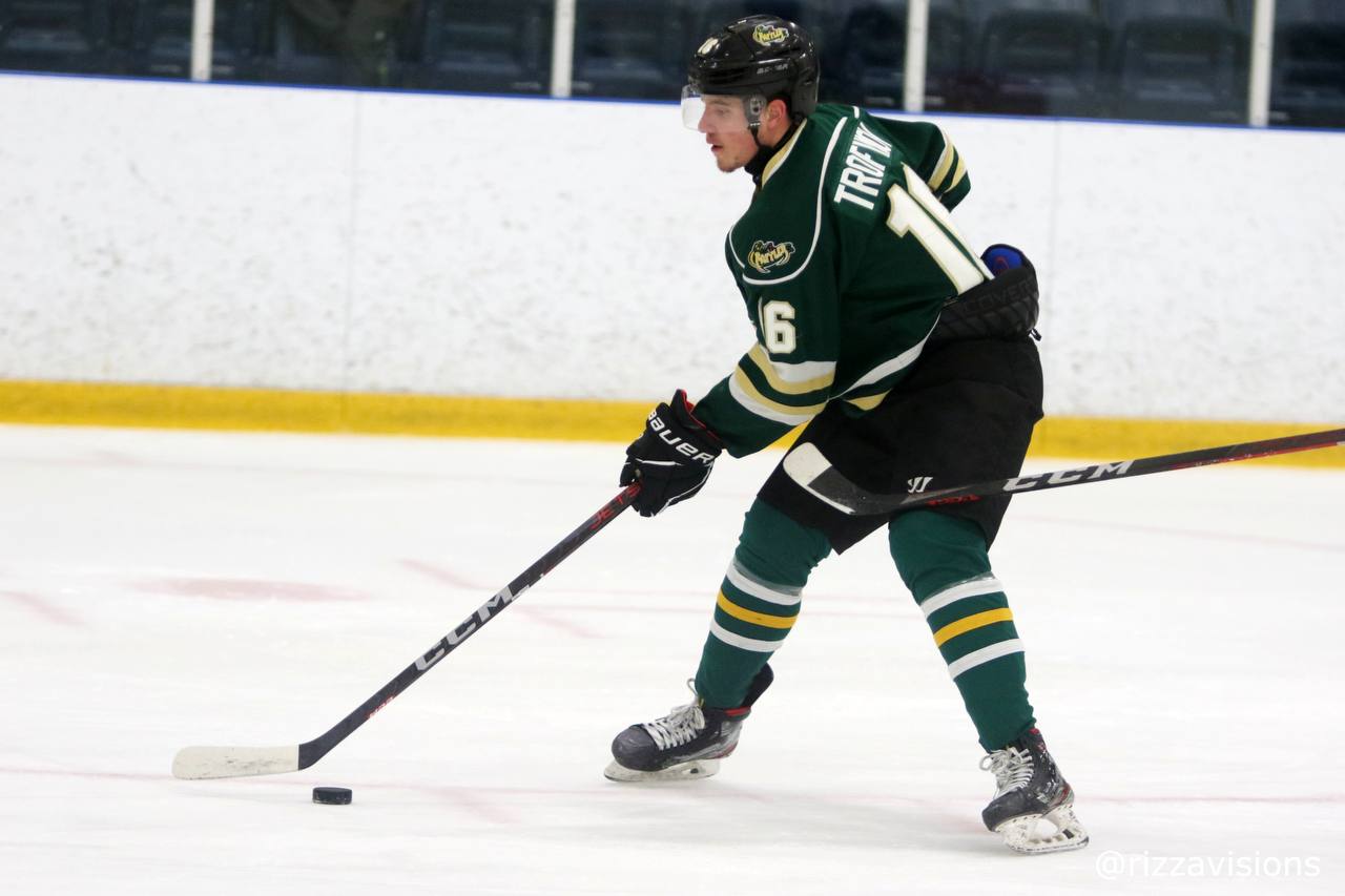 Stickhandling illustration